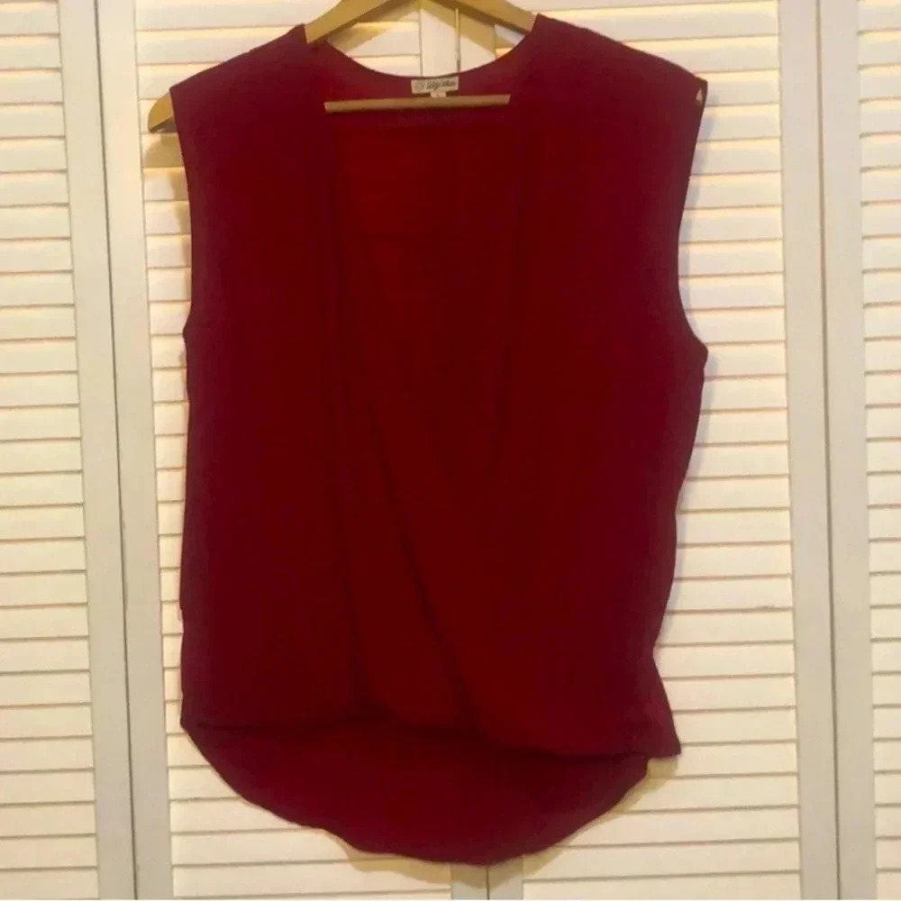Lilly white red sz large sheer high low shirt